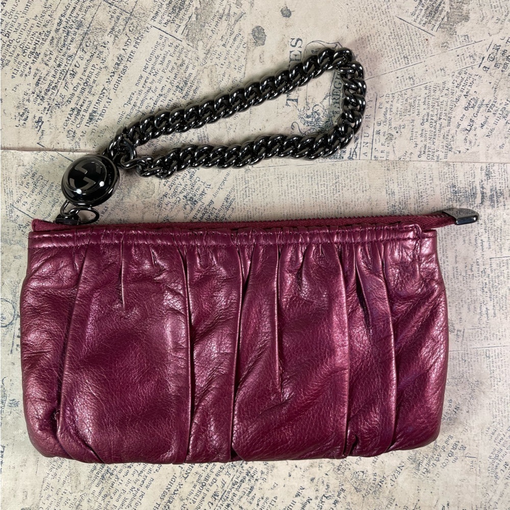 GUCCI Galaxy Metallic Calfskin Leather Wristlet Clutch | Made in Italy